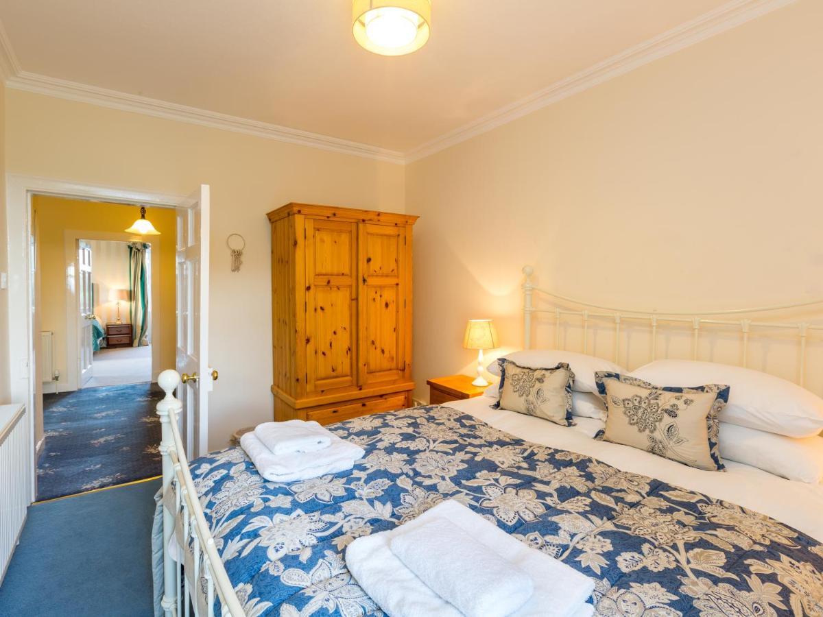 Leuchars Vicarsford Farmhouse With Hot Tub מראה חיצוני תמונה
