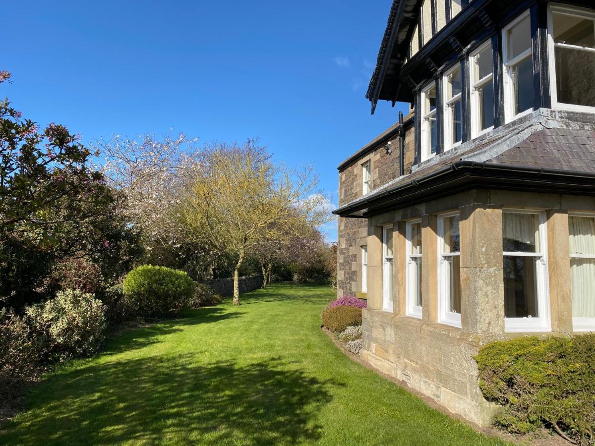 Leuchars Vicarsford Farmhouse With Hot Tub מראה חיצוני תמונה